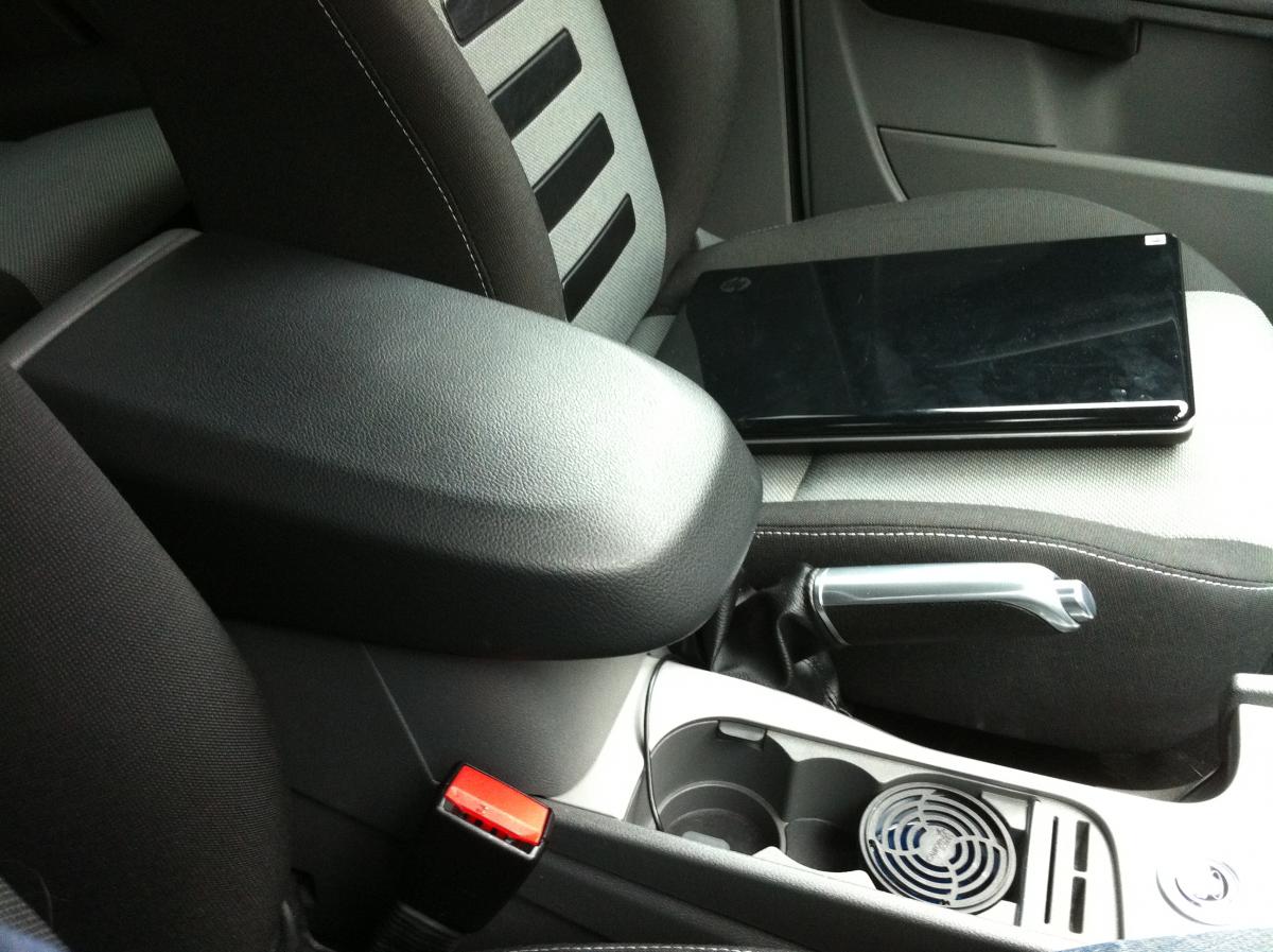 Adjustable Armrest Focus Mk2.5 - Ford Focus Club - Ford Owners Club - Ford  Forums