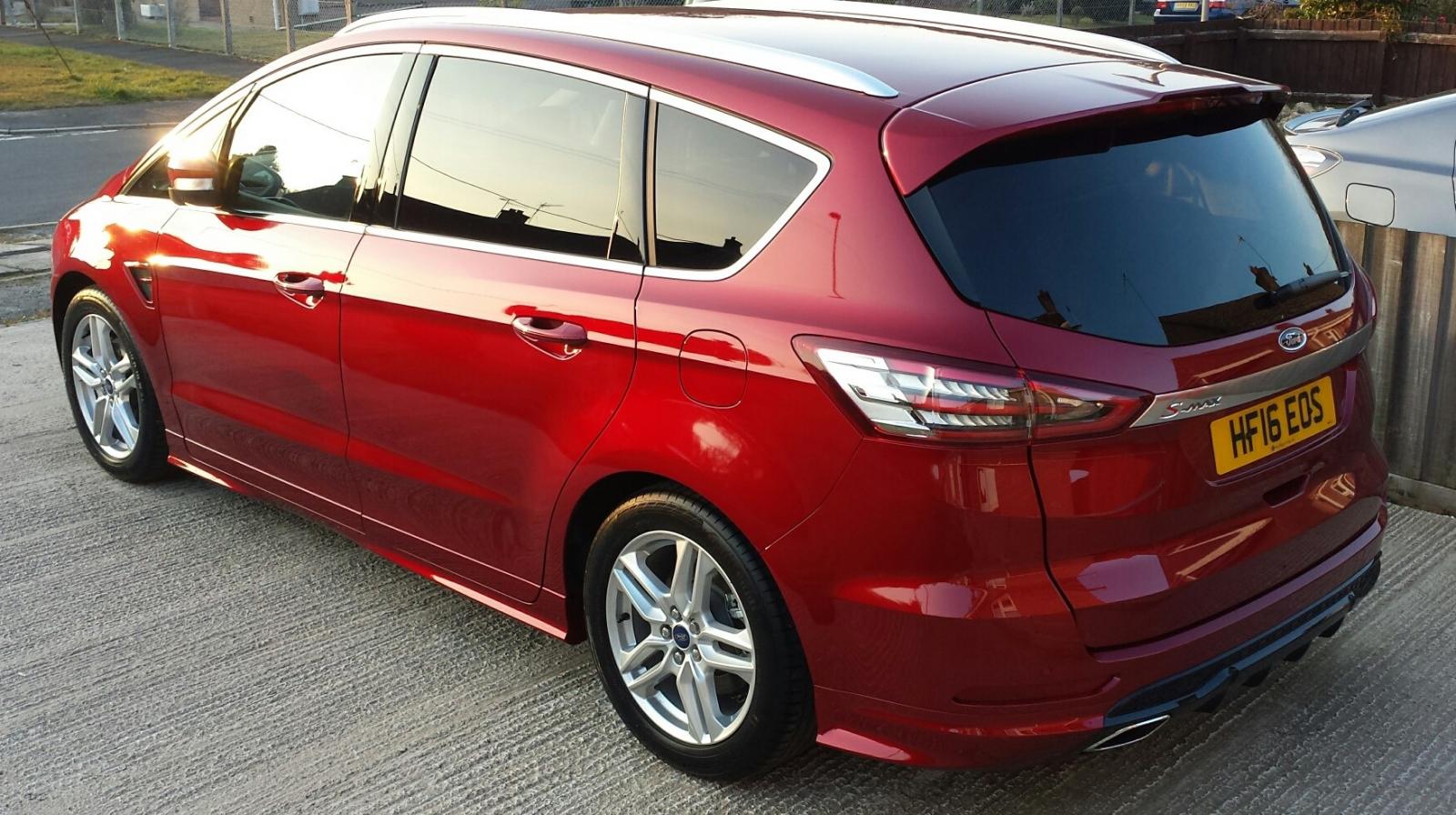 Ford S-Max 3.jpg